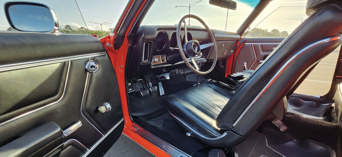 When bucket seats were ordered, GTO and Judge interiors could be had in six colors, black being one of them.