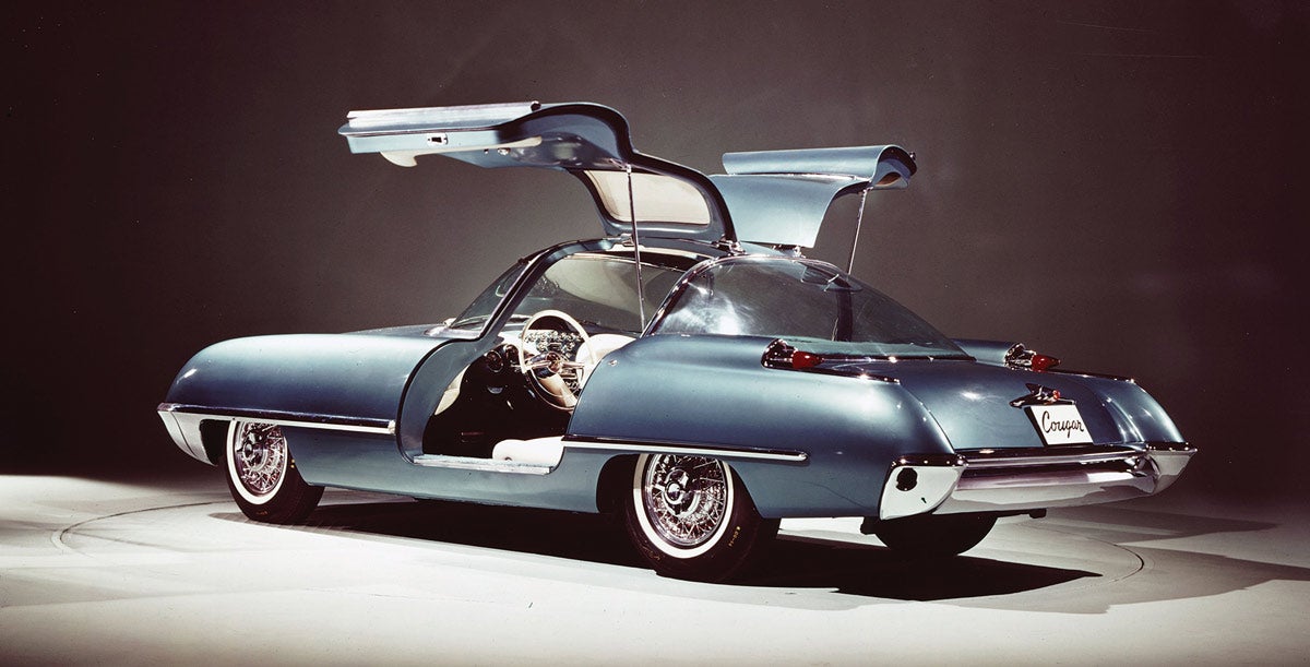 Sleek lines and minimal use of chrome trim gave the Cougar 406 coupe a streamlined look