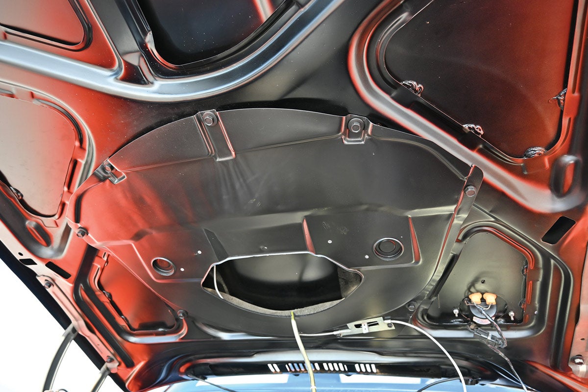 The heart of the Ram Air system is the functional hood scoops, which direct air to the carburetor via under-hood duct work.
