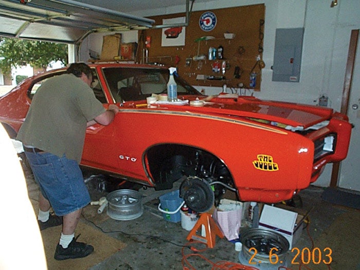A 2003 image showing Kevin Guido’s Judge undergoing reassembly.