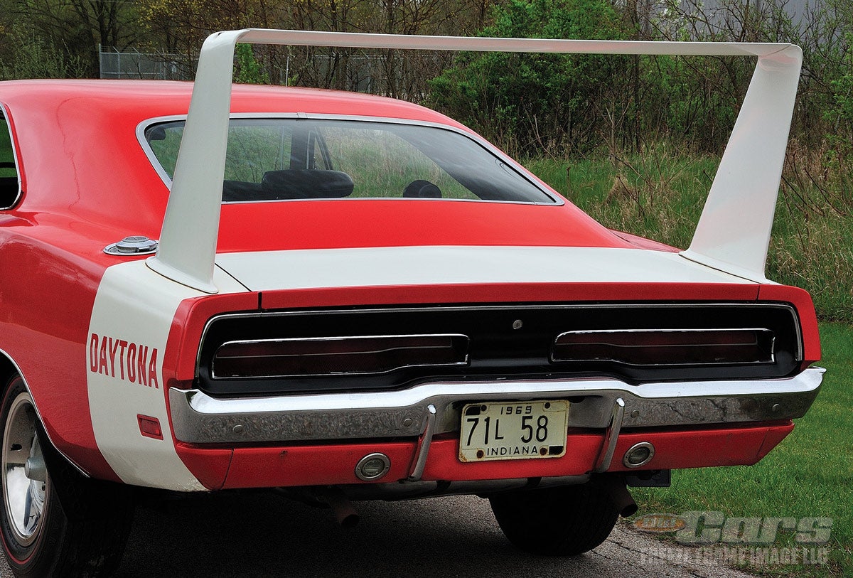 Dale Reeker spent considerable time working on the details of the Daytona’s rear wing and was apparently never fully satisfied with it.