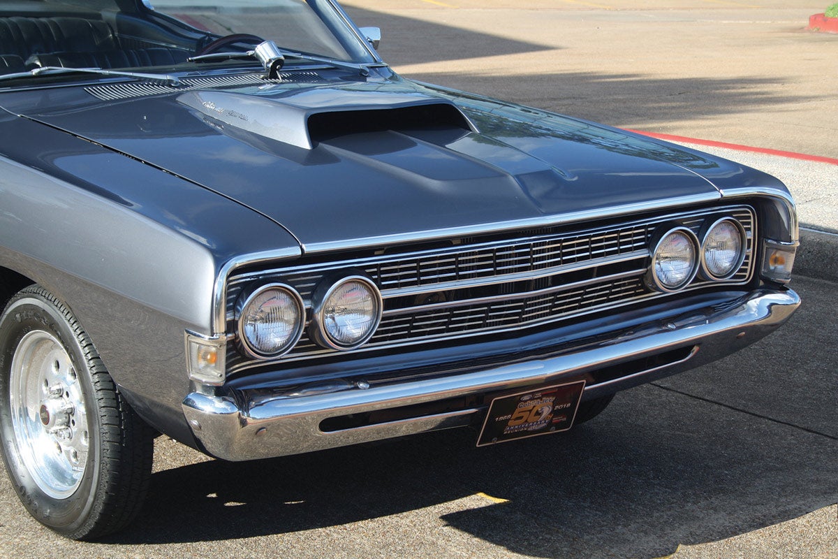 A hood scoop was added many years ago, as was an externally mounted fuel pressure gauge.