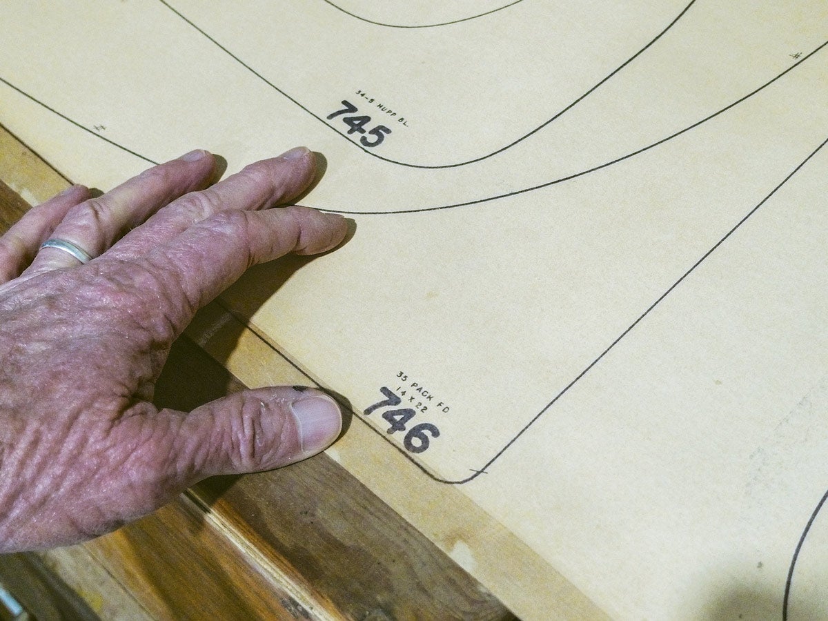 Some (not all) of these pattern numbers include abbreviated descriptions, but actually locating a desired pattern would be difficult this way.