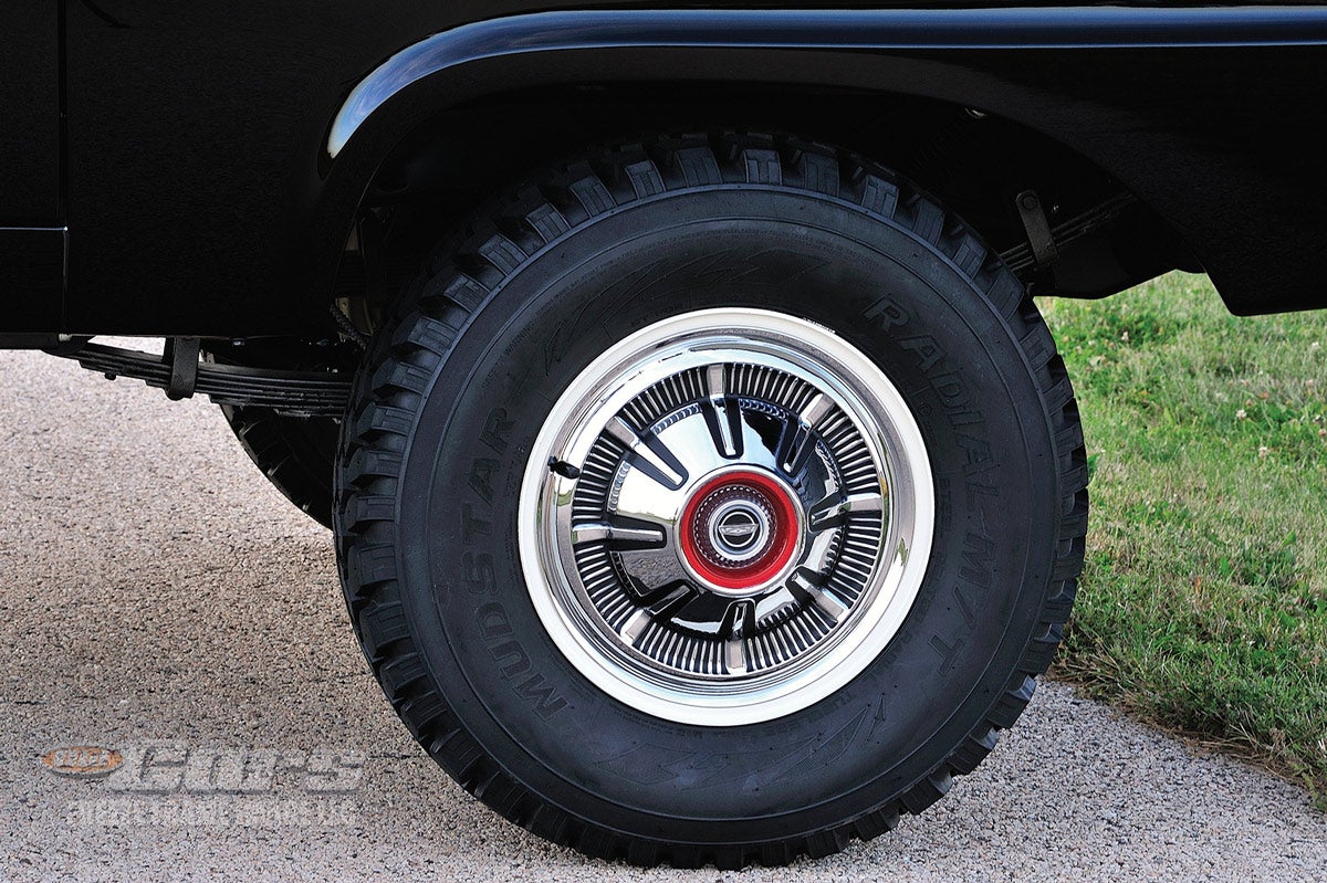 Broncos borrowed their wheel covers from the Ford Galaxie, but unlike the Galaxie, the front wheel covers had an opening at their center to allow access to the four-wheel-drive hub lock-outs.