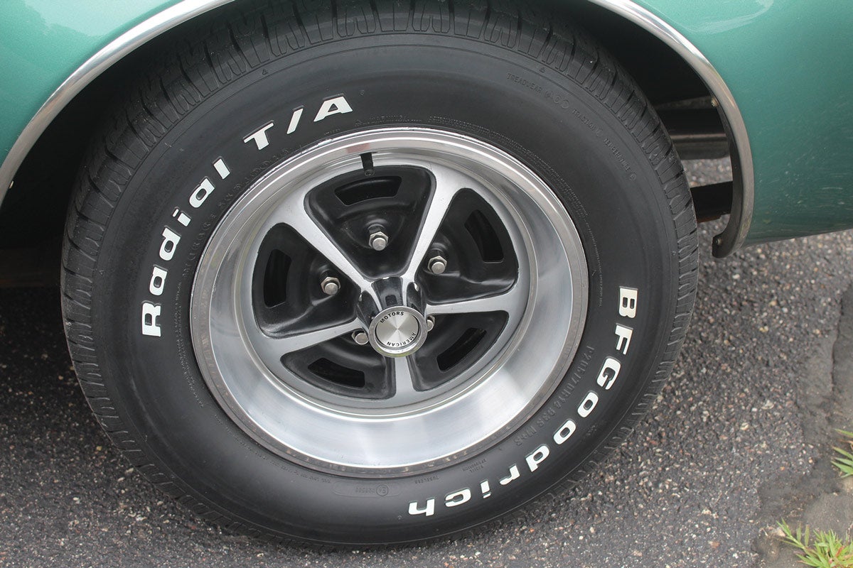 The Magnum 500 wheels were a $49 add-on when the SC/360 was new, and helped bring the total bill to $2,263. 