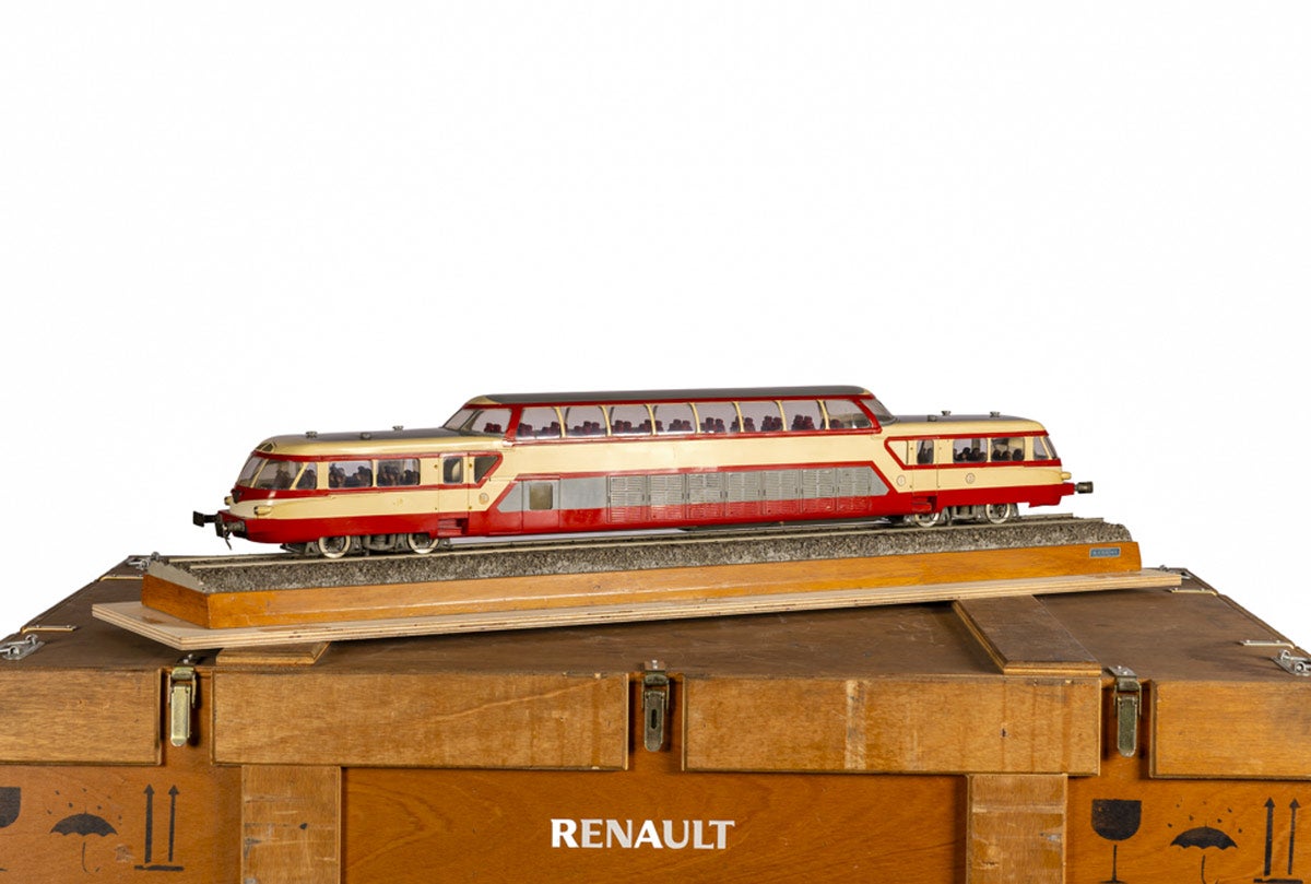 Lot 10, 1959 Autorail Panoramique Renault Type 515