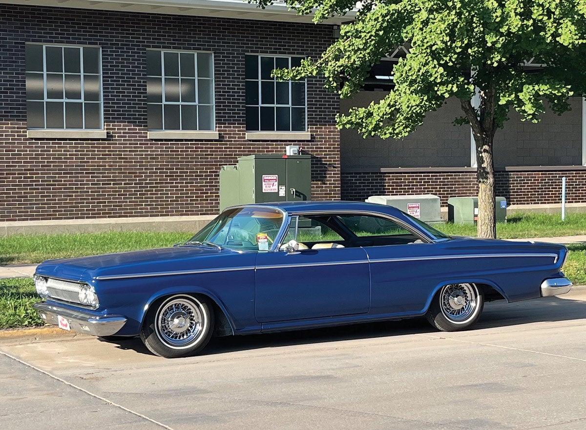 End of a Dodge Custom 880?