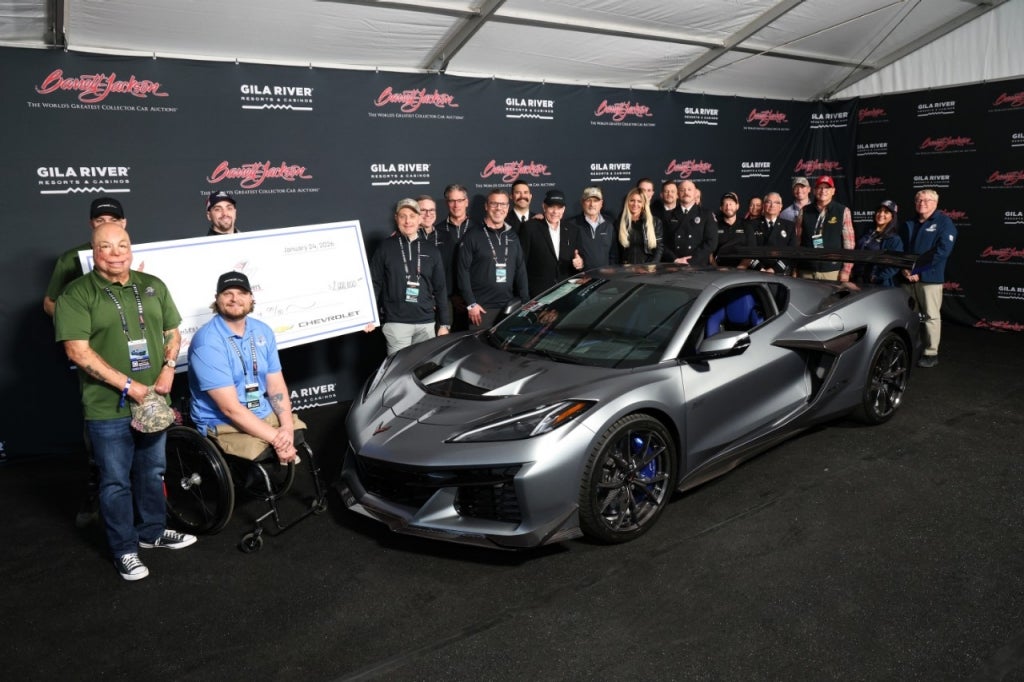 1-of-1 2026 Corvette ZR1X raises $2.6 million for America's heroes