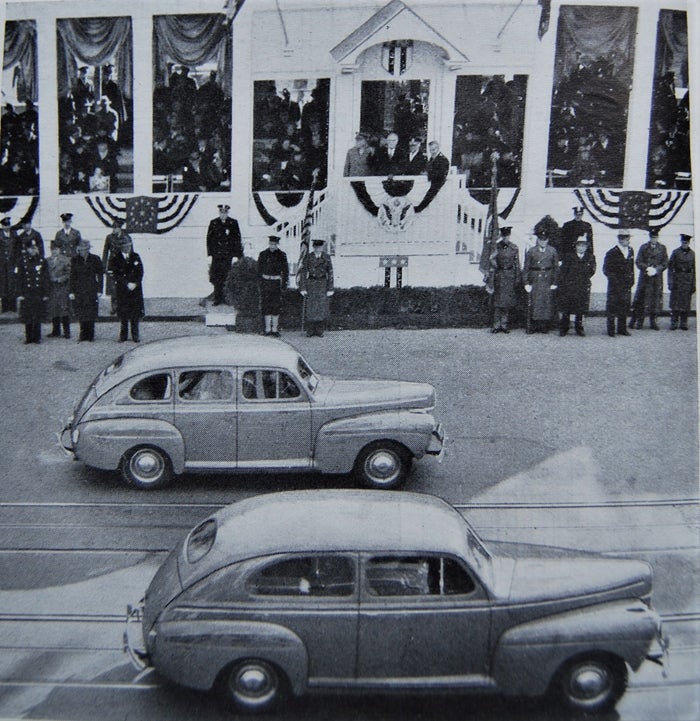 sidebar2020-22a-1940s-ford-courtesy-cars-story-photo-01.jpg