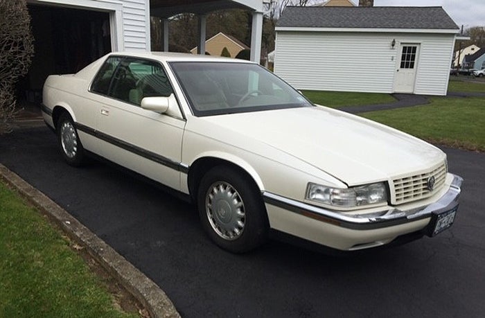94-caddy-3-qtr-front.jpg