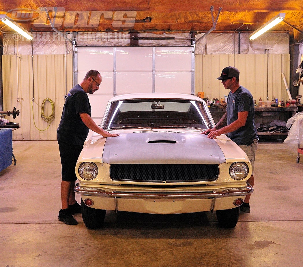 003-shelby-fiberglass-hood-paint-application-a002.jpg