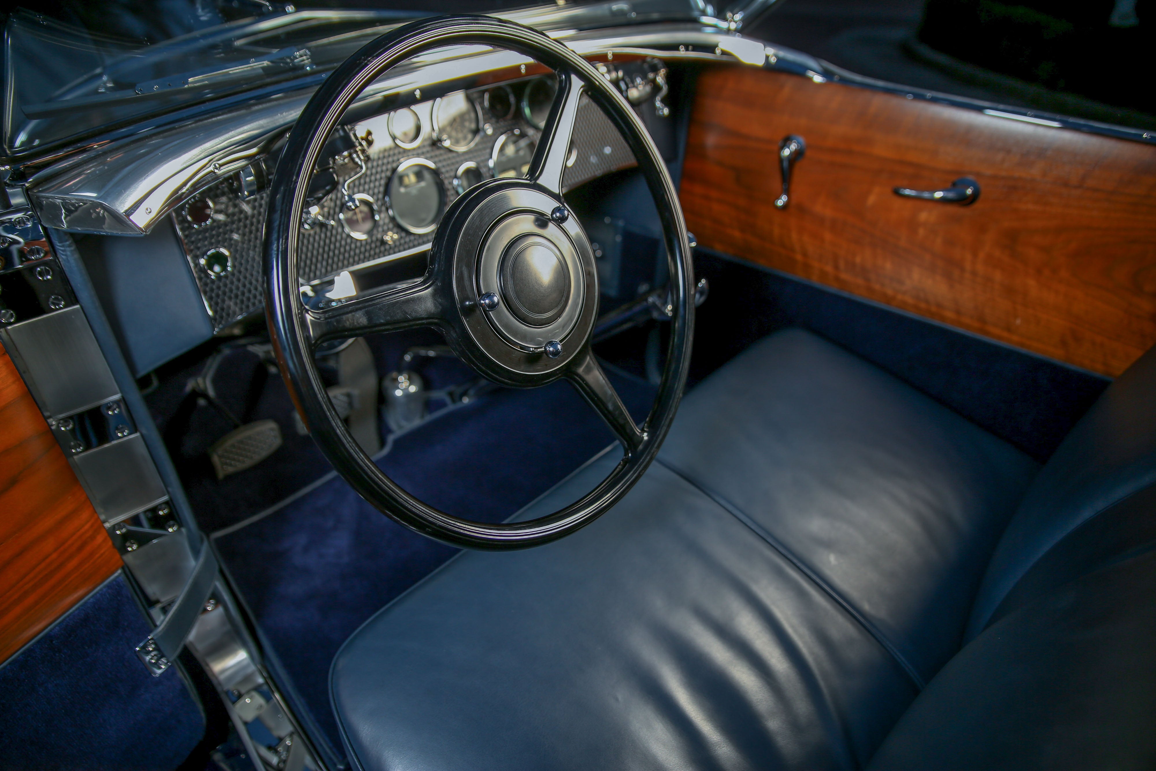 1929-duesenberg-model-j-disappearing-top-torpedo-by-murphy-ryan-merrill-2021-courtesy-of-rm-sothebys-4.jpg