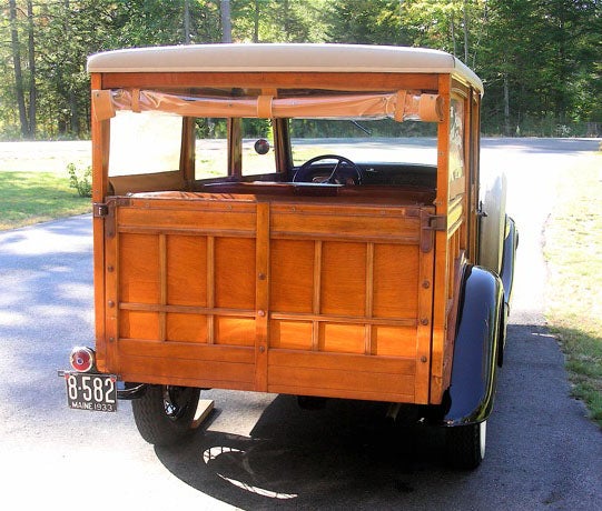 1933-ford-woodie-tail-gate.jpg