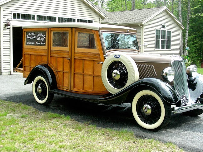 1933-ford-woodie-main3.jpg