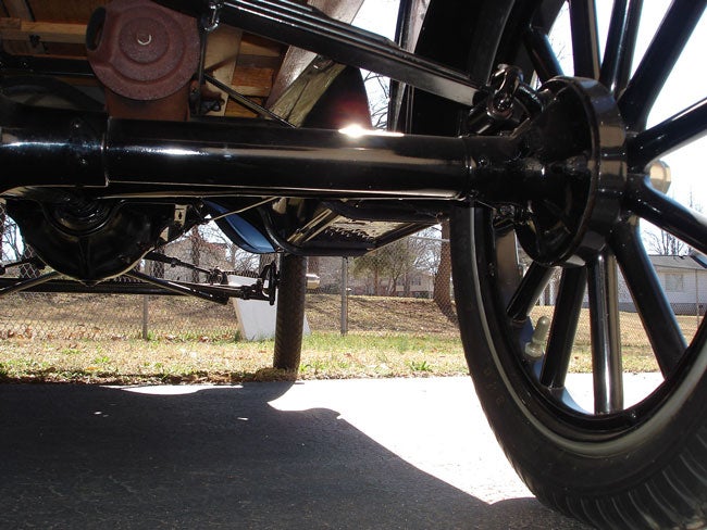 1923-model-t-under.jpg