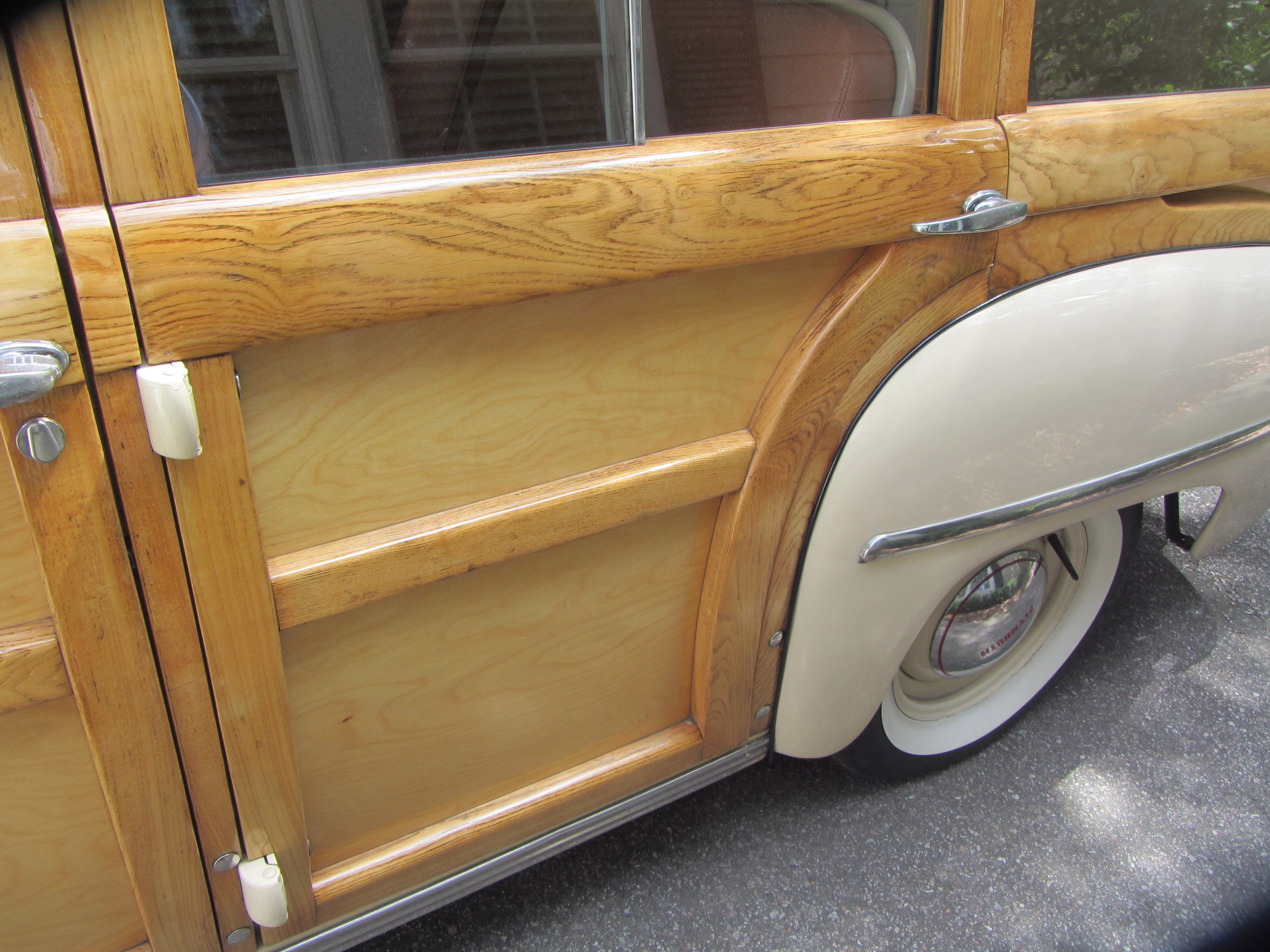 1949-plymouth-doors.jpg
