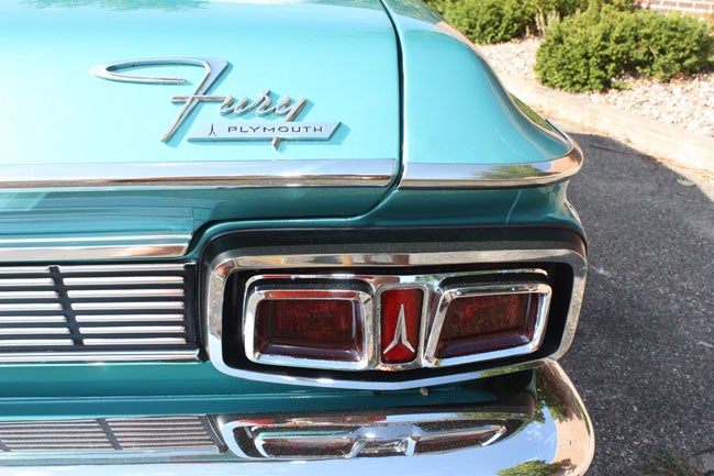 1964-plymouth-fury-taillight.jpg
