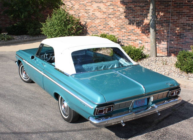 1964-plymouth-fury-rear1.jpg