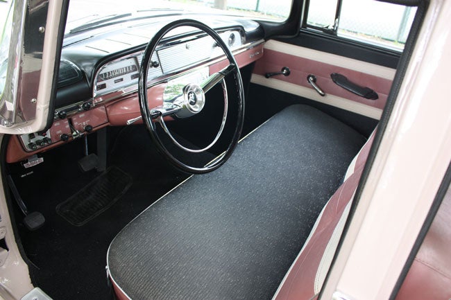 1959-rambler-interior.jpg