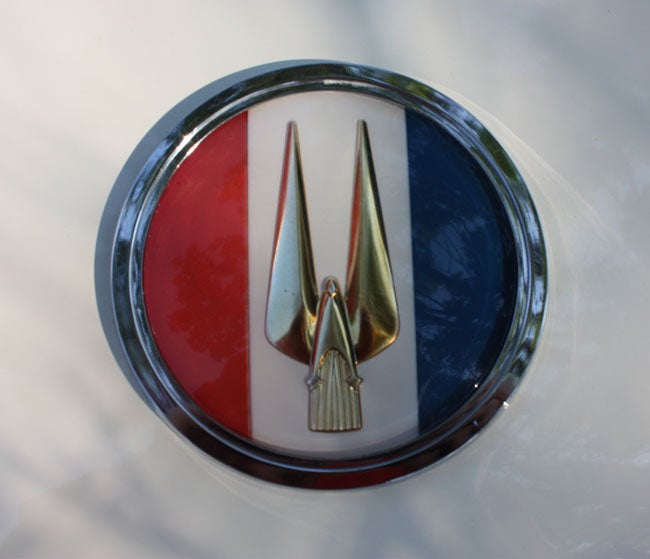1963-gt-hawk-badge3.jpg