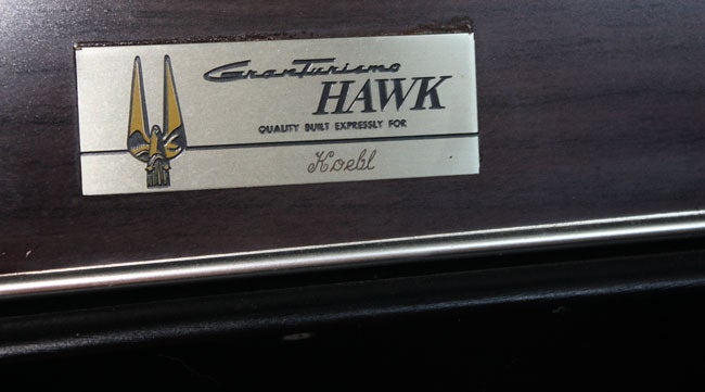 1963-gt-hawk-badge2.jpg
