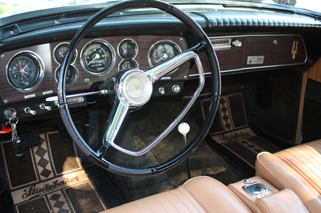 1963-gt-hawk-interior.jpg