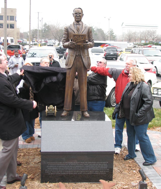 buickstatue_015.jpg