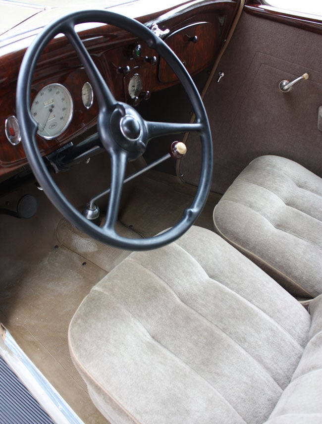 1934-ford-front-seat.jpg