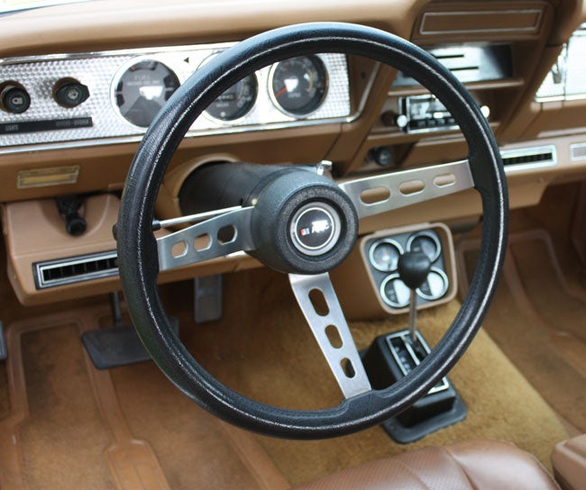 1977-amc-hornet-interior.jpg