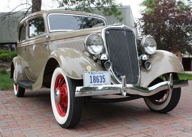 1934-ford-low.jpg