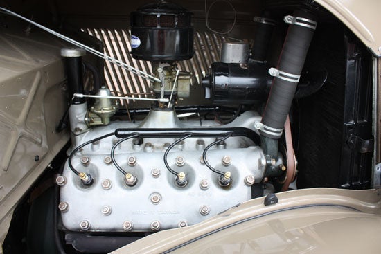 1934-ford-engine.jpg