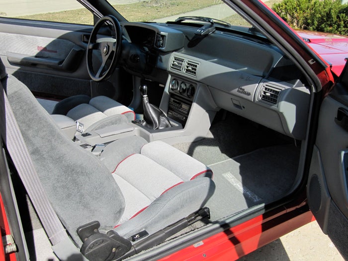 saleen-passenger-interior.jpg