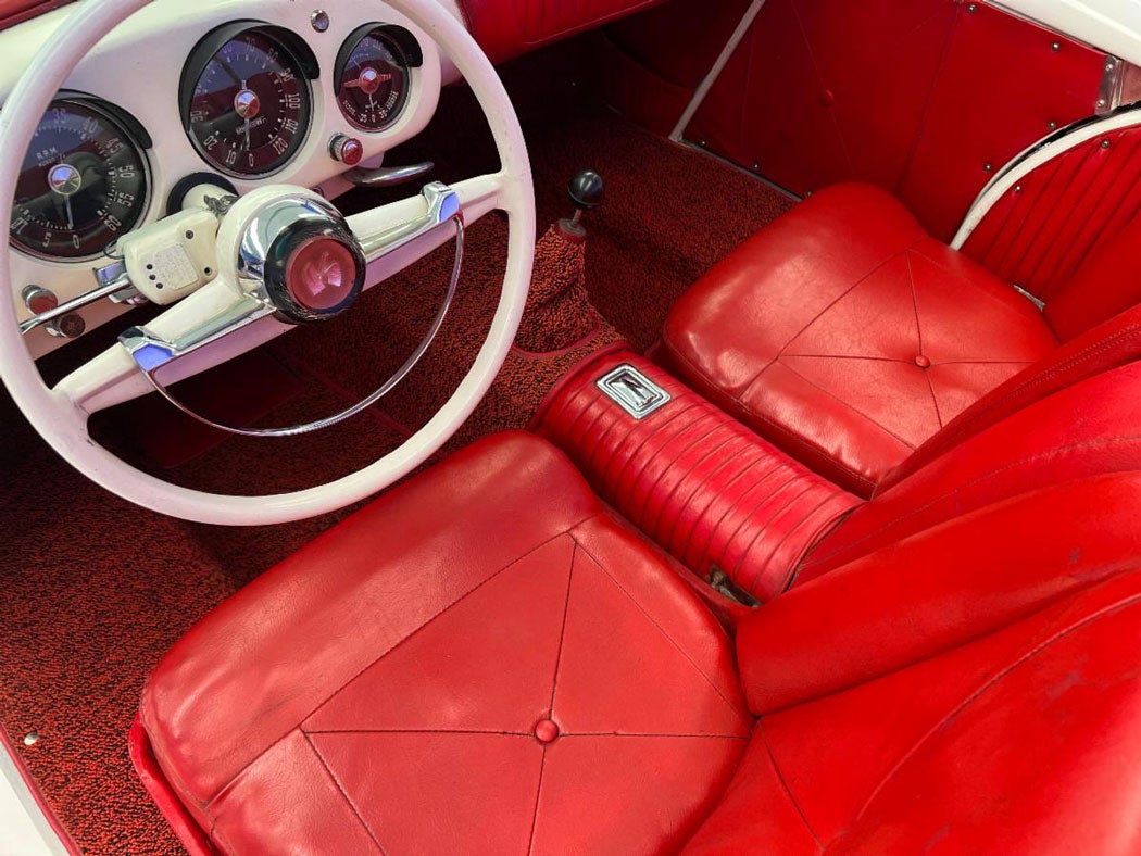interior.jpg