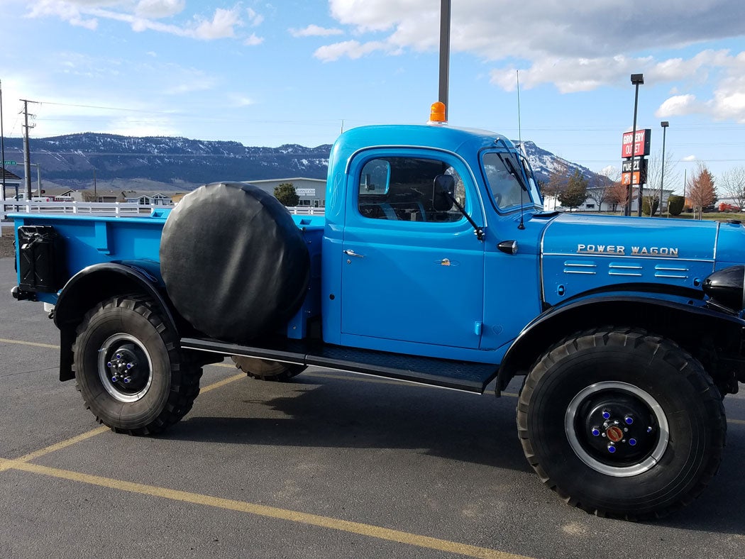 1947-dodge-power-wagon-2.jpg