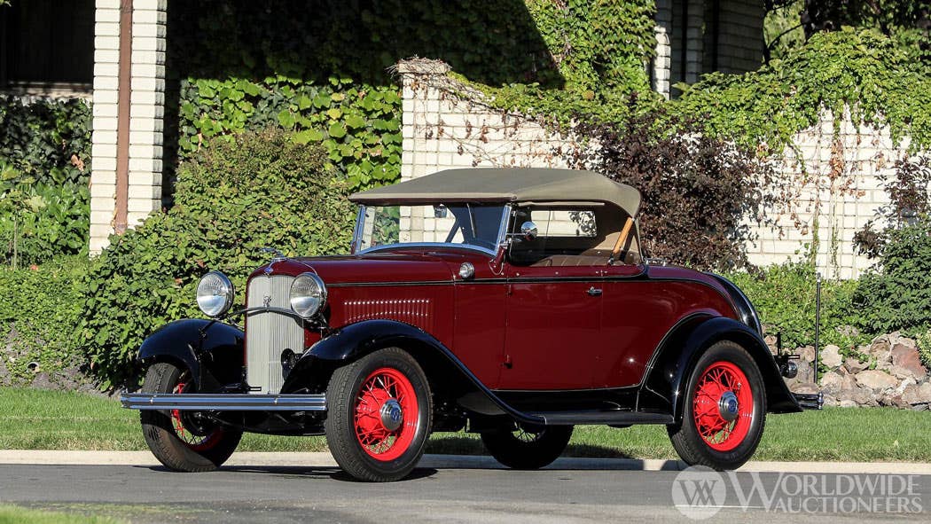 1932-ford-deluxe-roadster.jpg