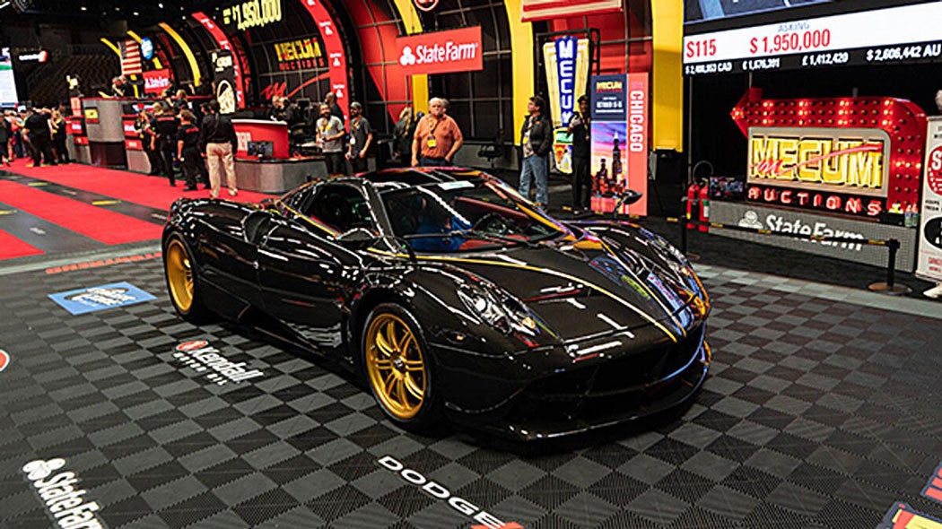 2016-pagani-huayra.jpg