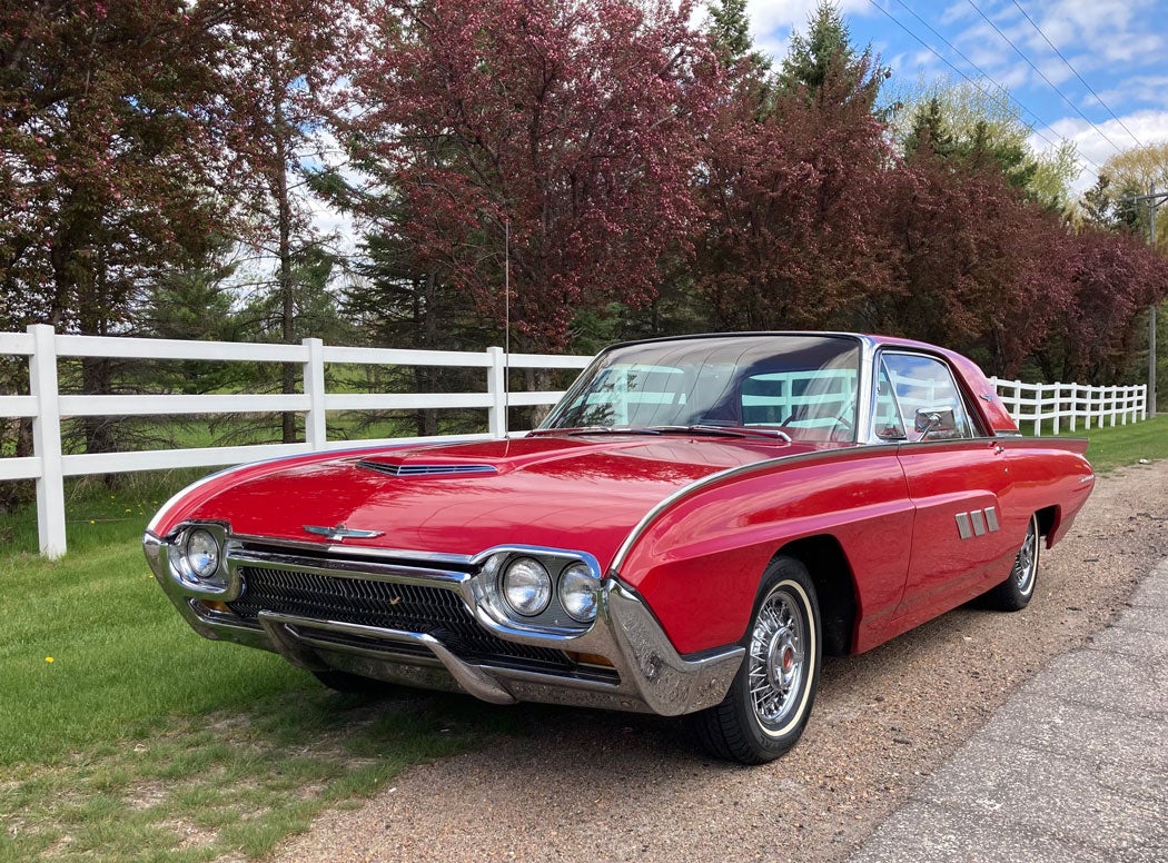 1963-ford-thunderbird-1.jpg