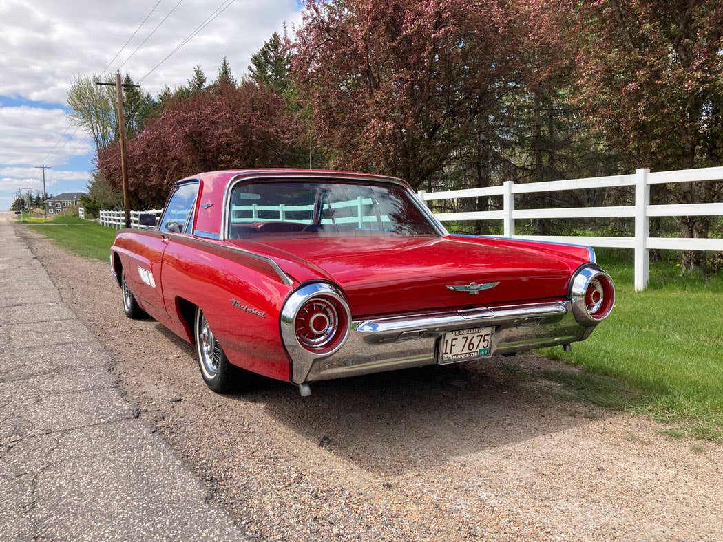 1963-ford-thunderbird-4.jpg