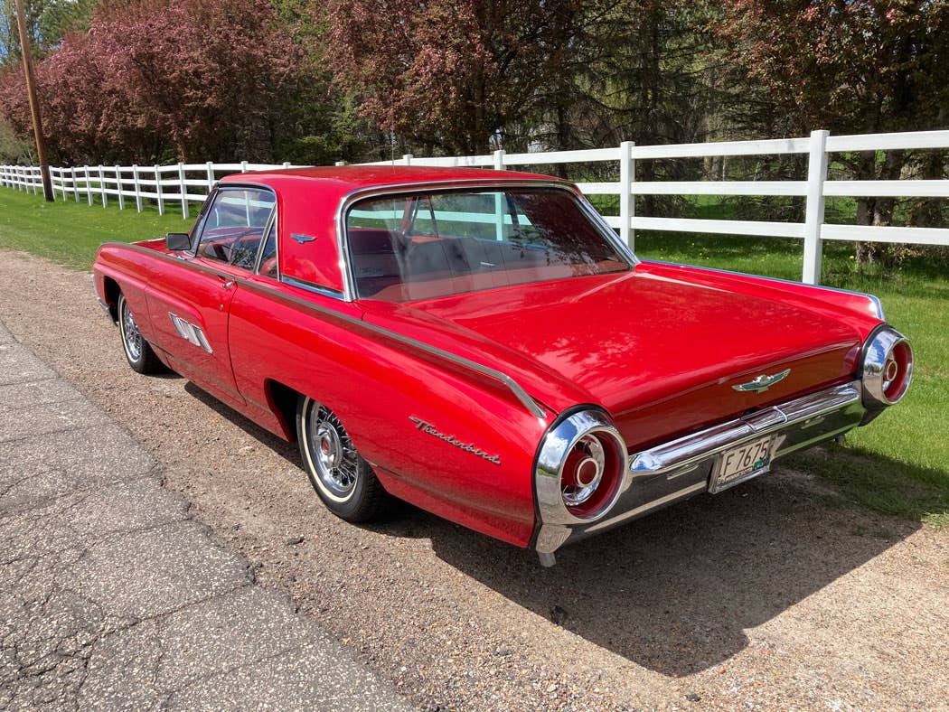 1963-ford-thunderbird-5.jpg