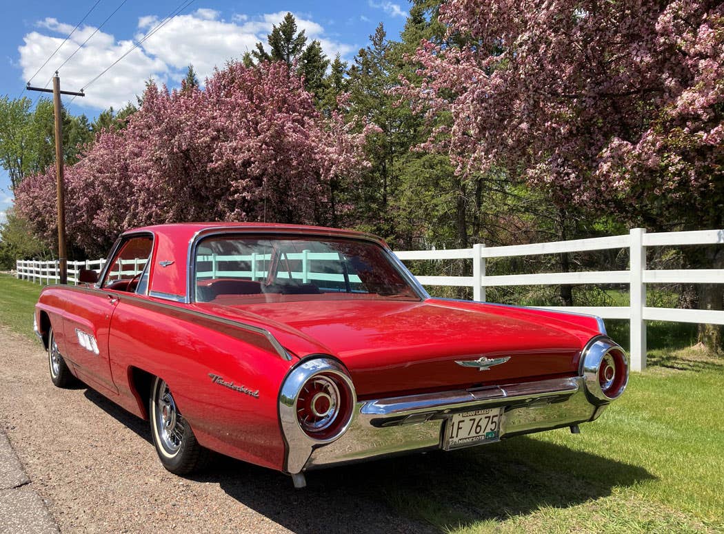 1963-ford-thunderbird-6.jpg