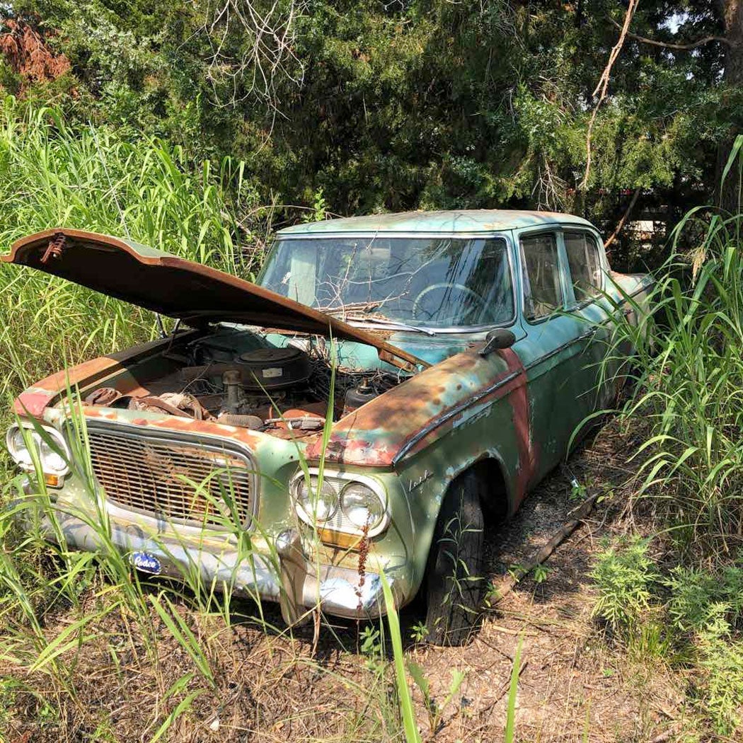 studebaker-lark.jpg