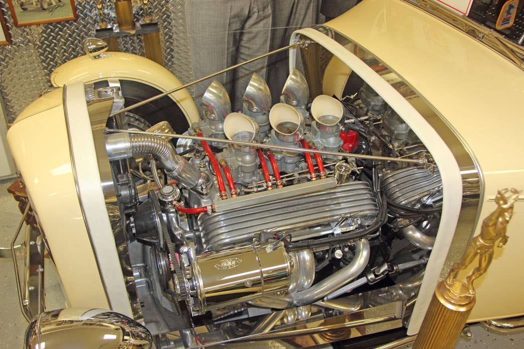 mp-6-25-21-beach-boys-car-pix-2.jpg