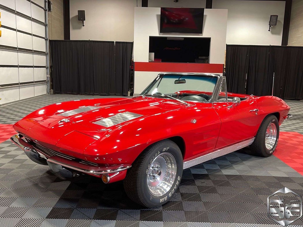 mussercar2old-vette.jpg