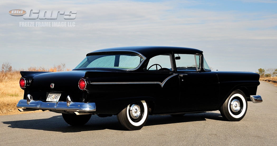 1957-ford-custom-a003.jpg