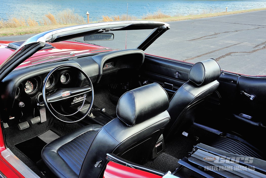 1969-mustang-gt-r-code-428-cj-convertible-a246.jpg