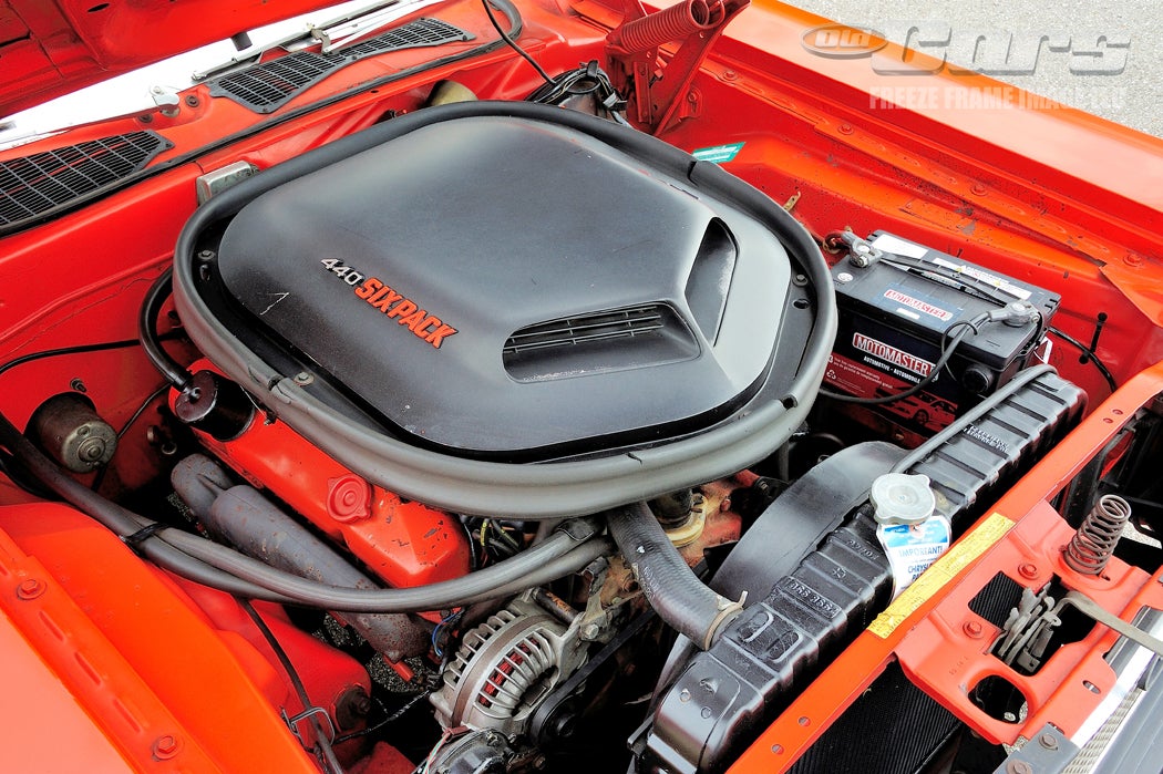 1970-dodge-challenger-rt-440-six-pack-a106.jpg