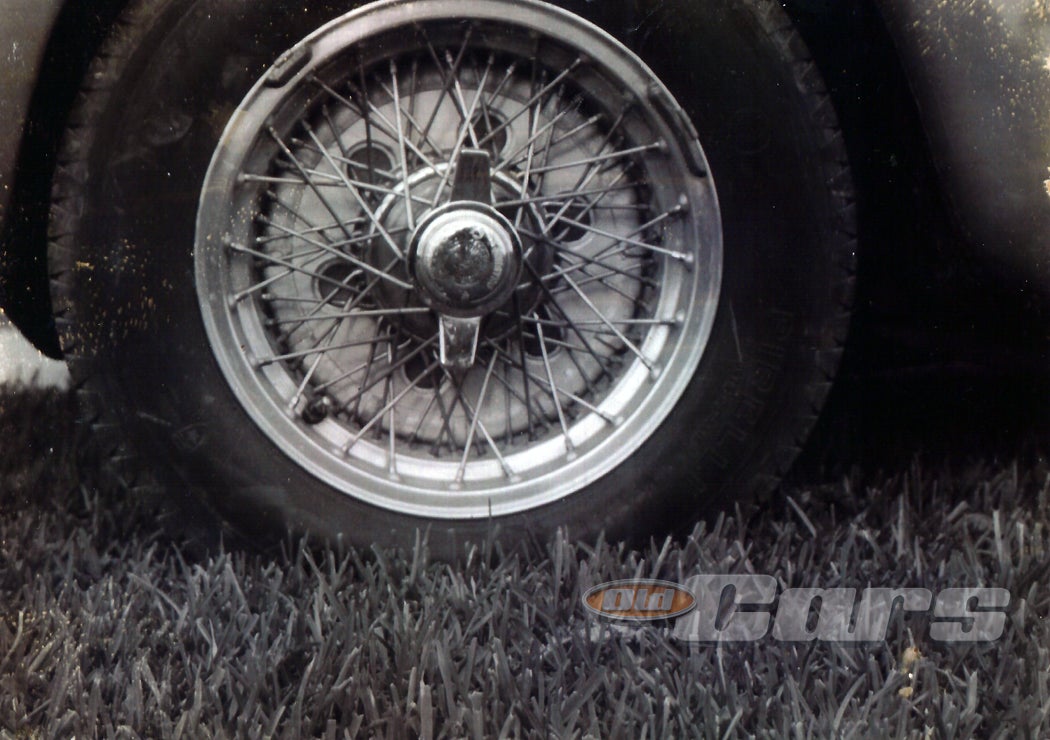ferrari-wheel.jpg