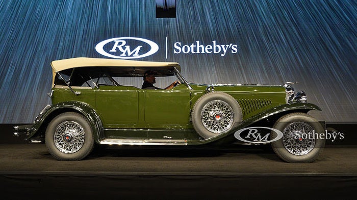 1929-duesenberg-model-j-butterfly-dual-cowl-phaeton-by-murphy.jpg