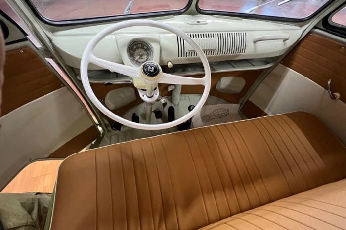 1959_volkswagen_1959-volkswagen-microbus-with-an-1958-eriba-puck_img_6563-7-11986-copy.jpg