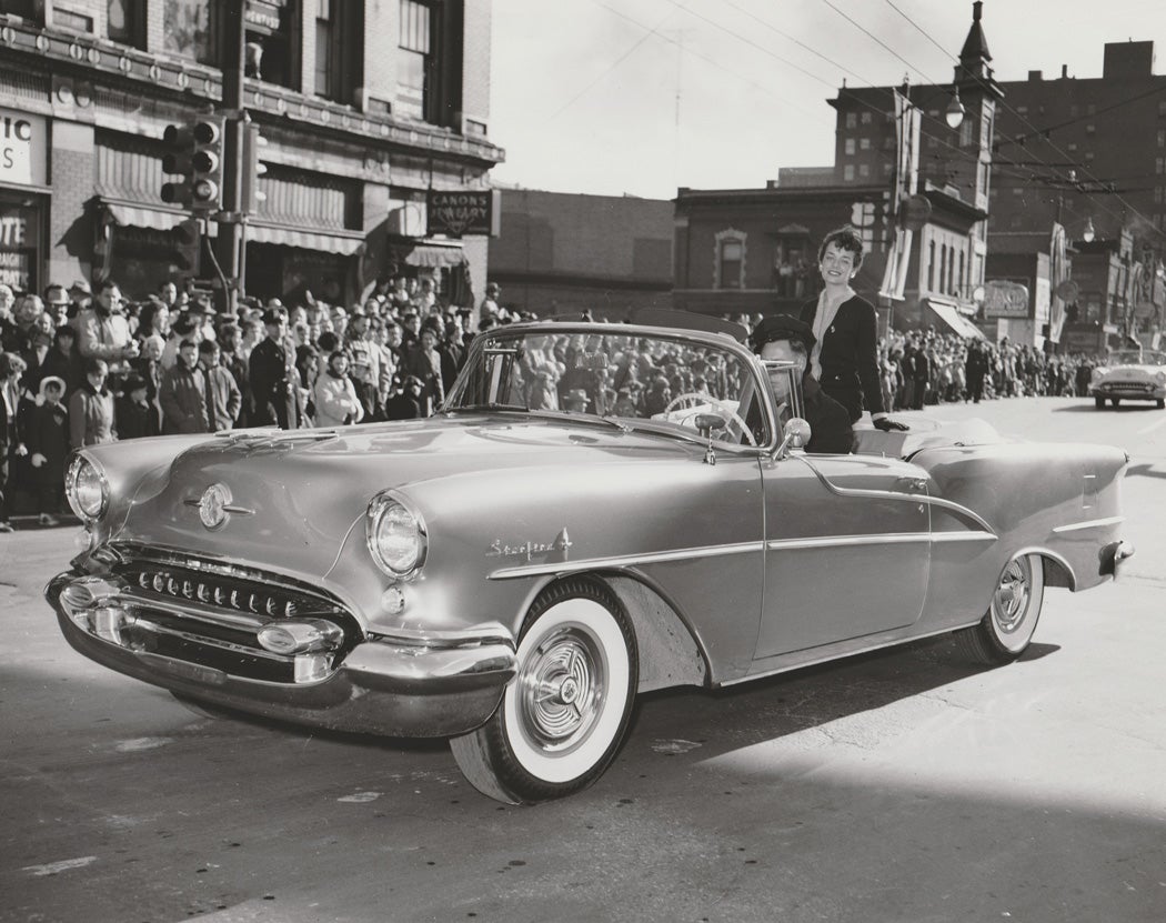00-1955-oldsmobile-starfire-98.jpg